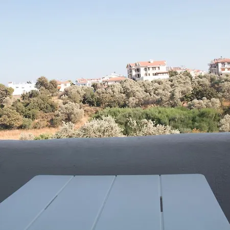 Apartmán Cozy 1 Bedroom Apartment With Balcony